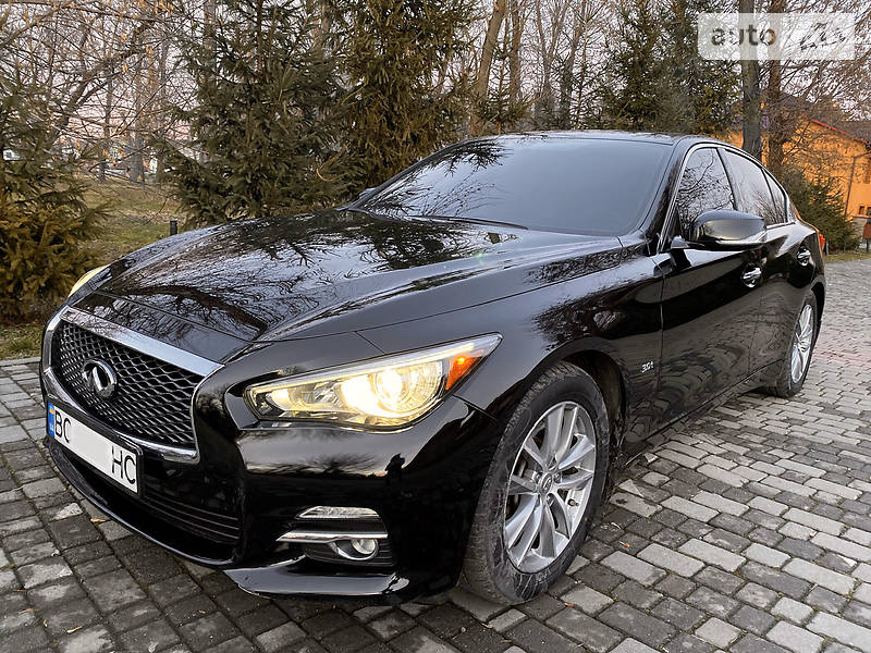Седан Infiniti Q50 2017 в Львові