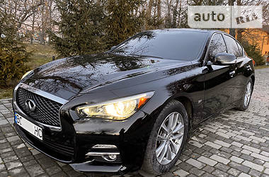 Седан Infiniti Q50 2017 в 