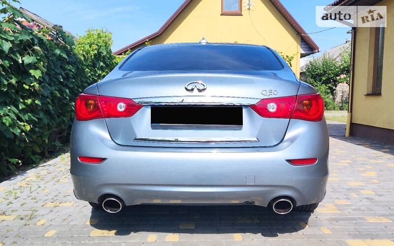 Седан Infiniti Q50 2014 в Києві