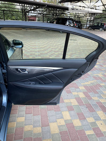 Седан Infiniti Q50 2016 в Одессе