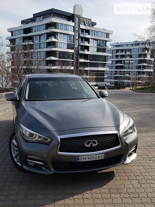 Седан Infiniti Q50 2015 в Одесі