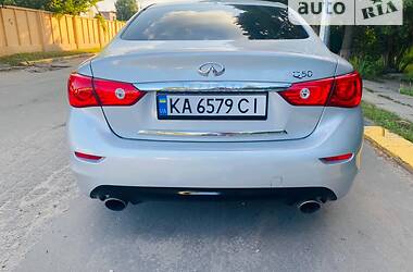 Седан Infiniti Q50 2015 в Киеве