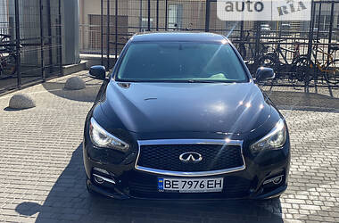 Седан Infiniti Q50 2016 в Николаеве