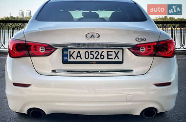 Седан Infiniti Q50 2015 в Киеве