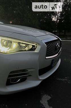 Седан Infiniti Q50 2016 в Днепре