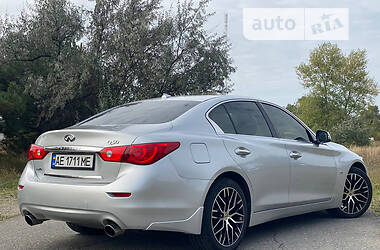 Седан Infiniti Q50 2017 в Днепре