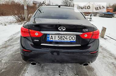 Седан Infiniti Q50 2016 в Вишневому