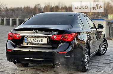 Седан Infiniti Q50 2015 в Днепре