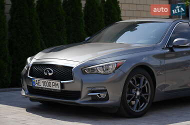 Седан Infiniti Q50 2016 в Дніпрі