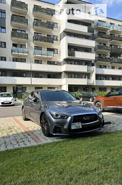 Седан Infiniti Q50 2016 в 