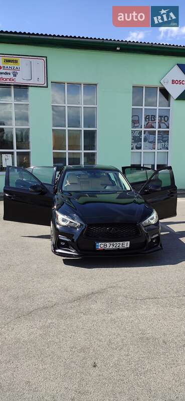 Седан Infiniti Q50 2017 в Чернигове