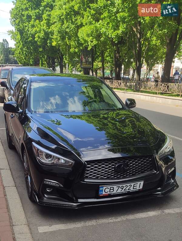 Седан Infiniti Q50 2017 в Чернигове