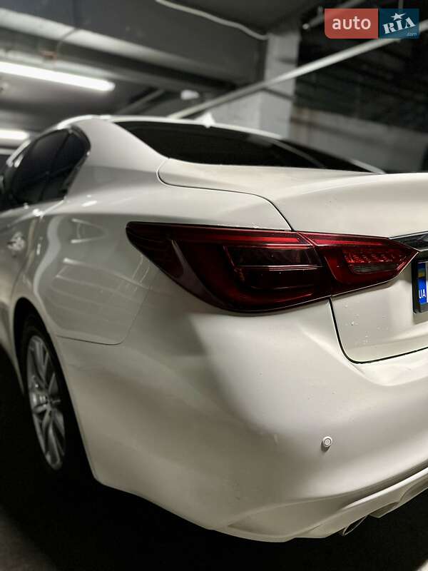 Седан Infiniti Q50 2018 в Одессе