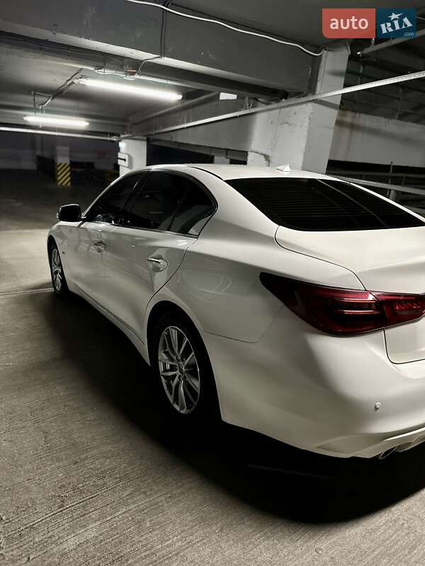Седан Infiniti Q50 2018 в Одессе