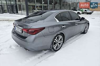 Седан Infiniti Q50 2017 в Чутове