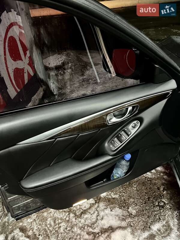 Седан Infiniti Q50 2018 в Киеве