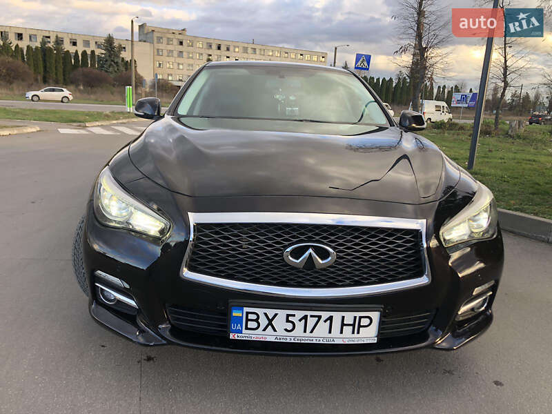 Infiniti Q50 2016