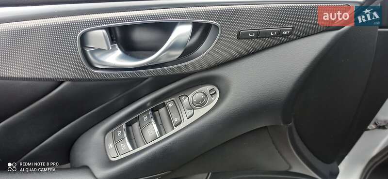 Седан Infiniti Q50 2014 в Нежине