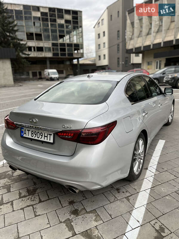 Седан Infiniti Q50 2017 в Ивано-Франковске
