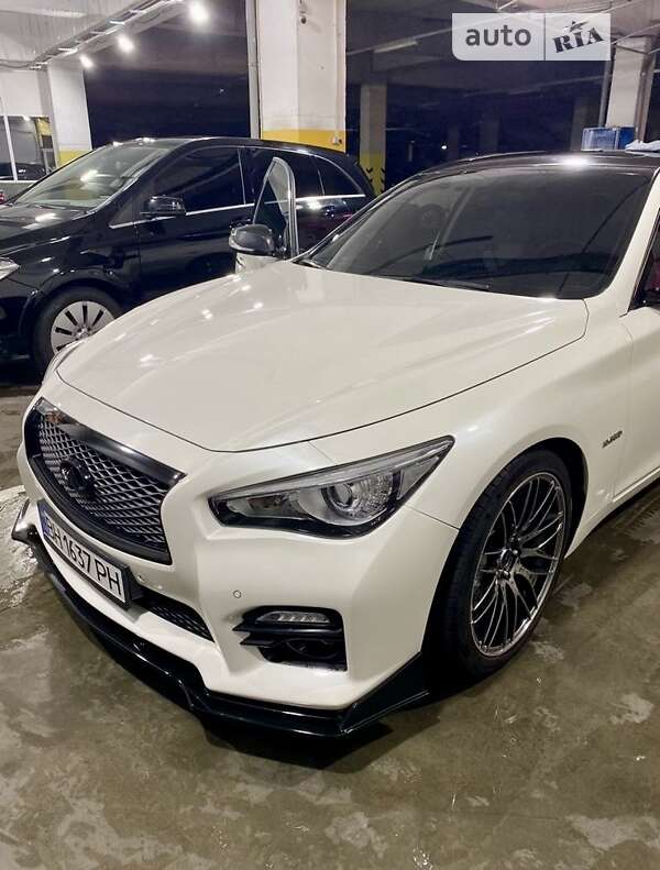 Седан Infiniti Q50 2016 в Одесі