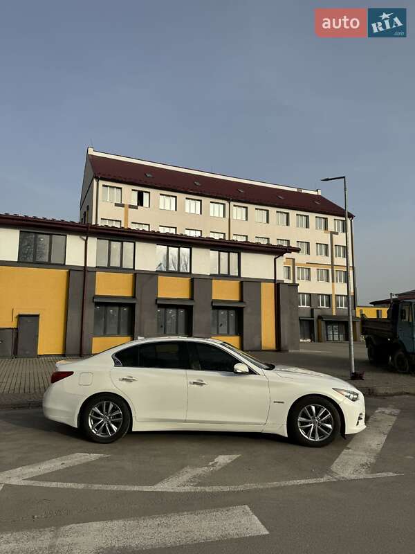 Седан Infiniti Q50 2013 в Івано-Франківську фото 4 Седан Infiniti Q50 2013 в Івано-Франківську