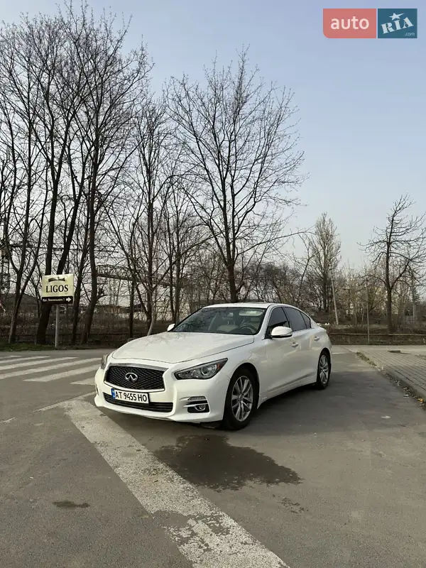Infiniti Q50
