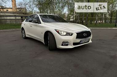 Седан Infiniti Q50 2016 в Дніпрі