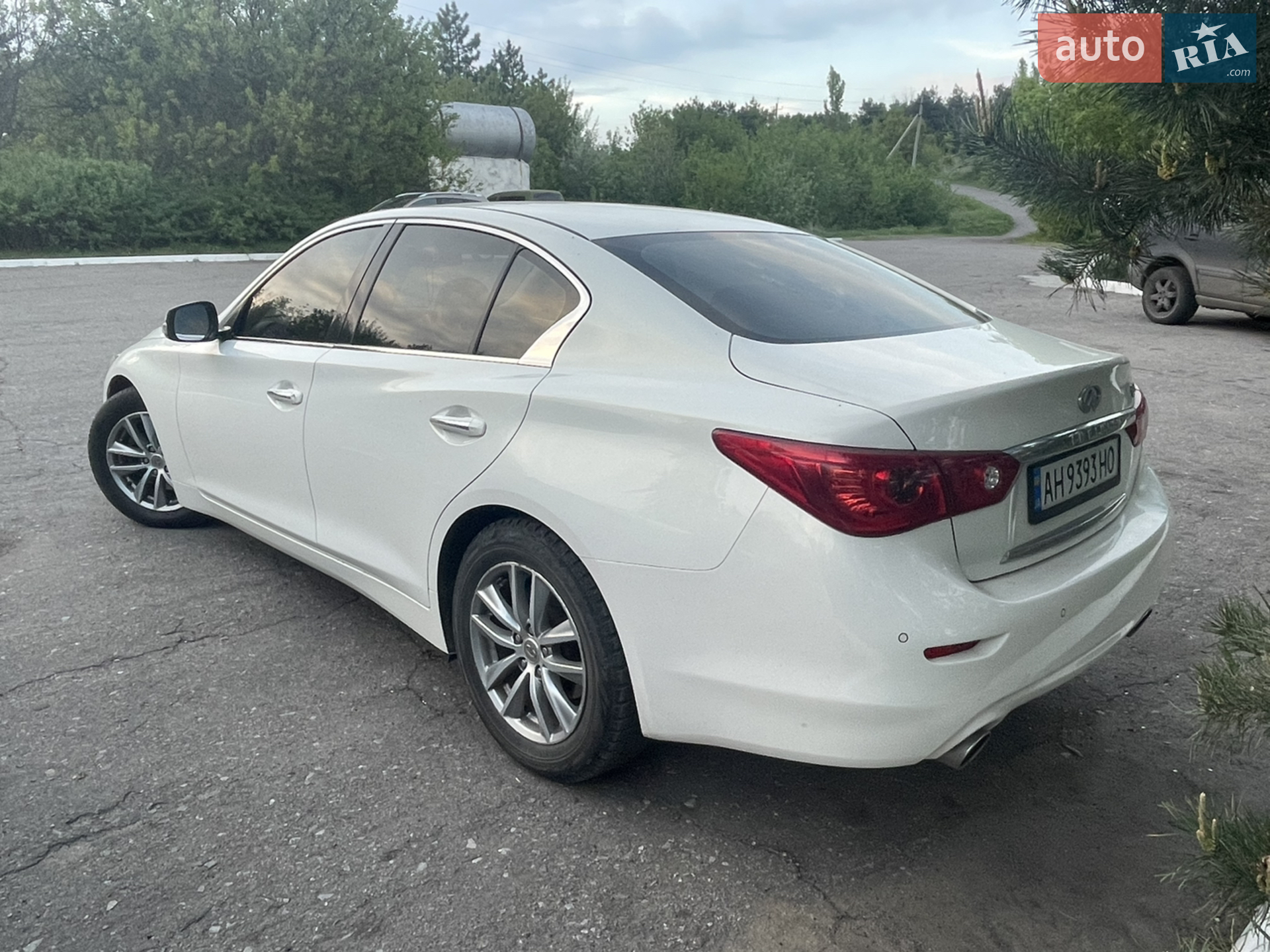 2015 Infiniti Q50 - мініатюра 3
