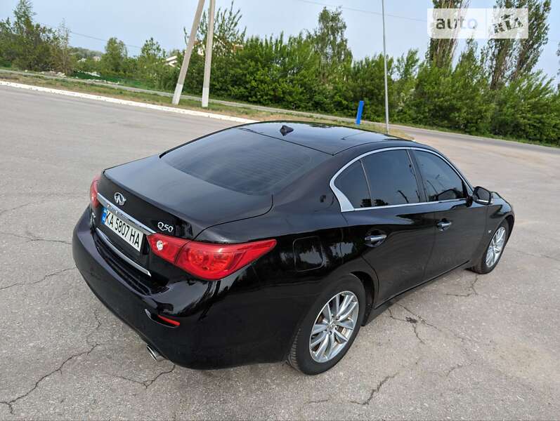 Седан Infiniti Q50 2015 в Харькове