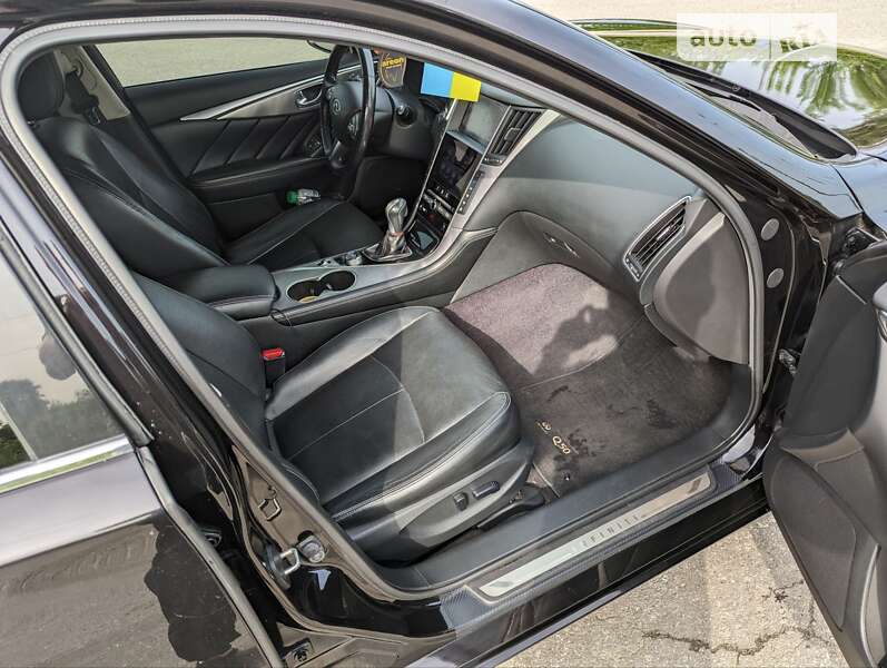 Седан Infiniti Q50 2015 в Харькове