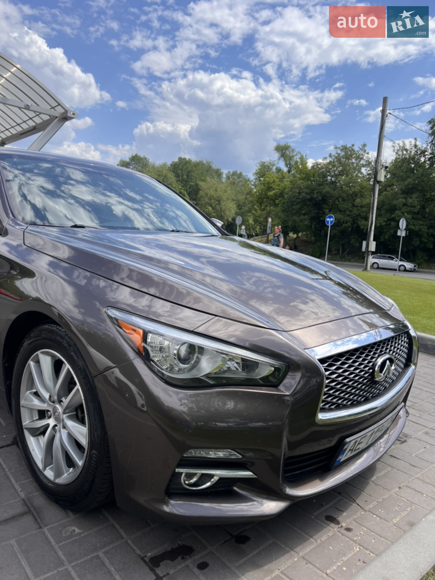 2015 Infiniti Q50 - мініатюра 2