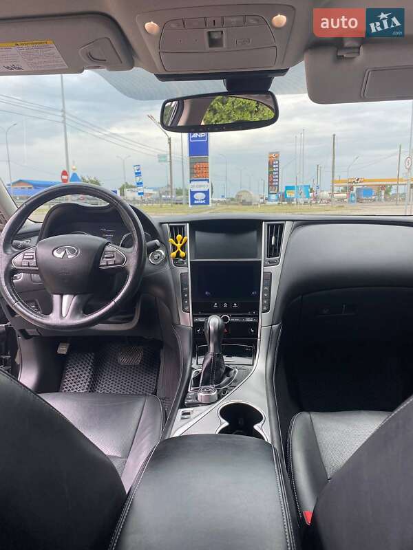 Седан Infiniti Q50 2015 в Киеве фото 20 Седан Infiniti Q50 2015 в Киеве