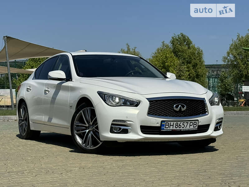 Седан Infiniti Q50 2015 в Одесі