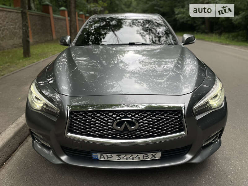 Infiniti Q50 2015