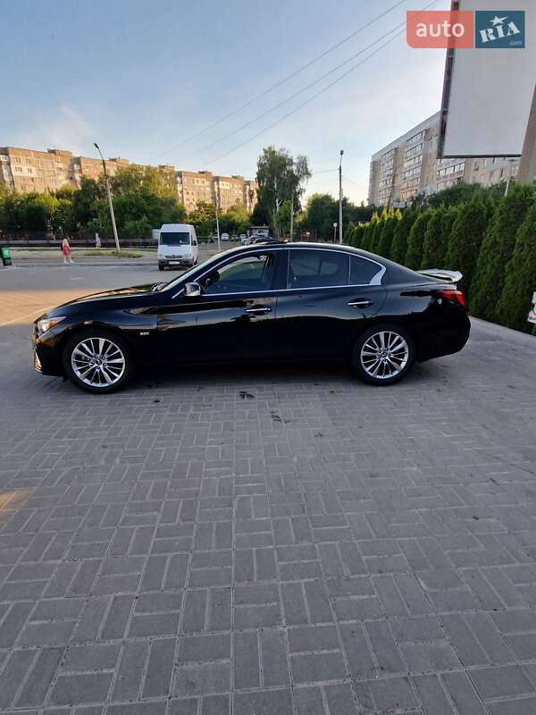 Седан Infiniti Q50 2018 в Черкасах