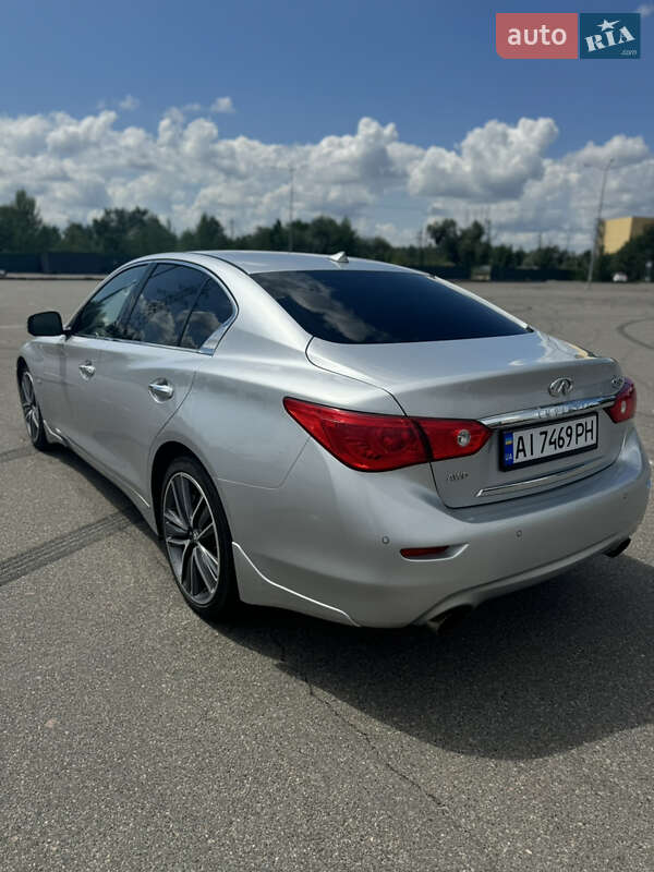 Седан Infiniti Q50 2016 в Киеве