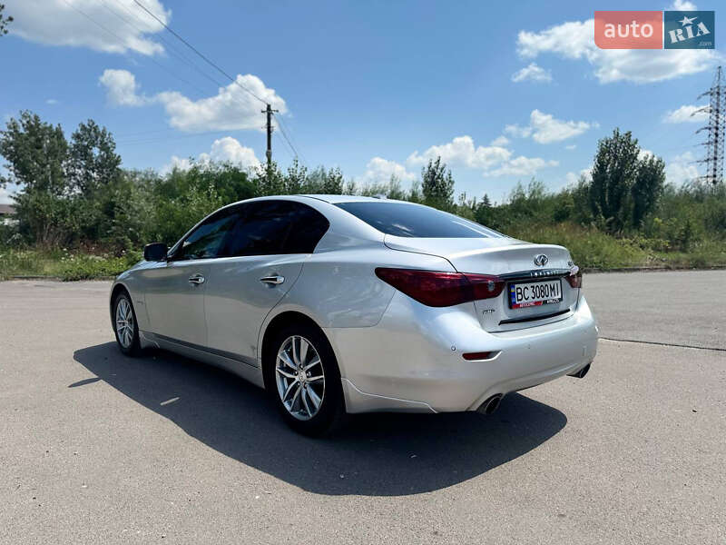 Седан Infiniti Q50 2015 в Львові