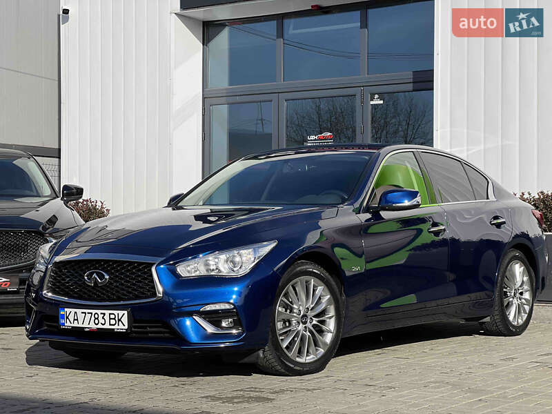 Седан Infiniti Q50 2019 в Ужгороді