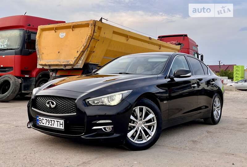 Седан Infiniti Q50 2016 в Львове