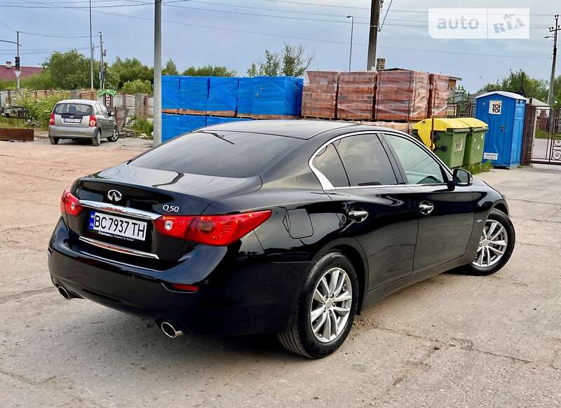 Седан Infiniti Q50 2016 в Львове