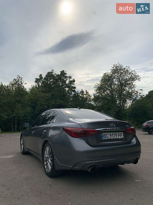 Седан Infiniti Q50 2017 в Львові