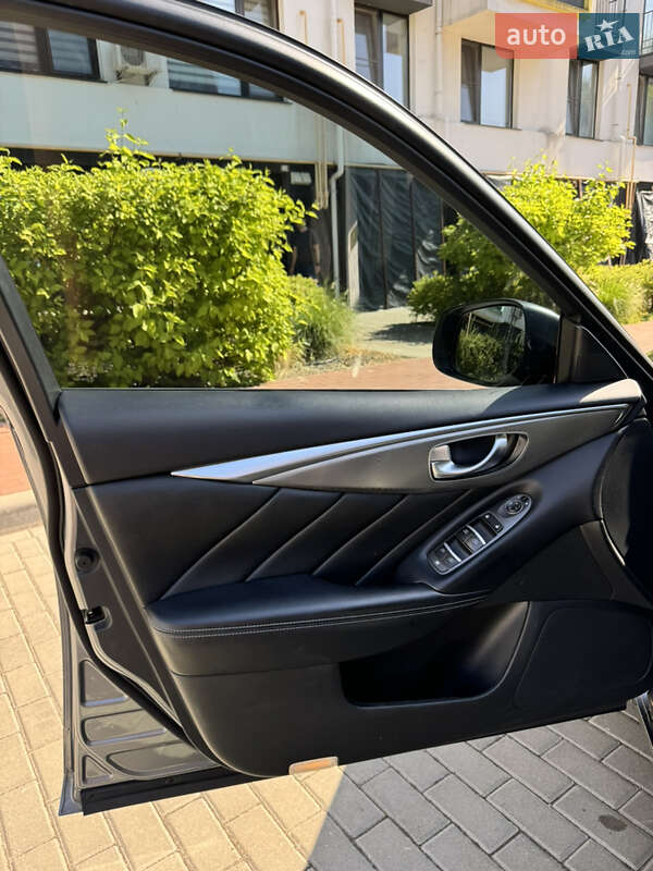 Седан Infiniti Q50 2017 в Києві