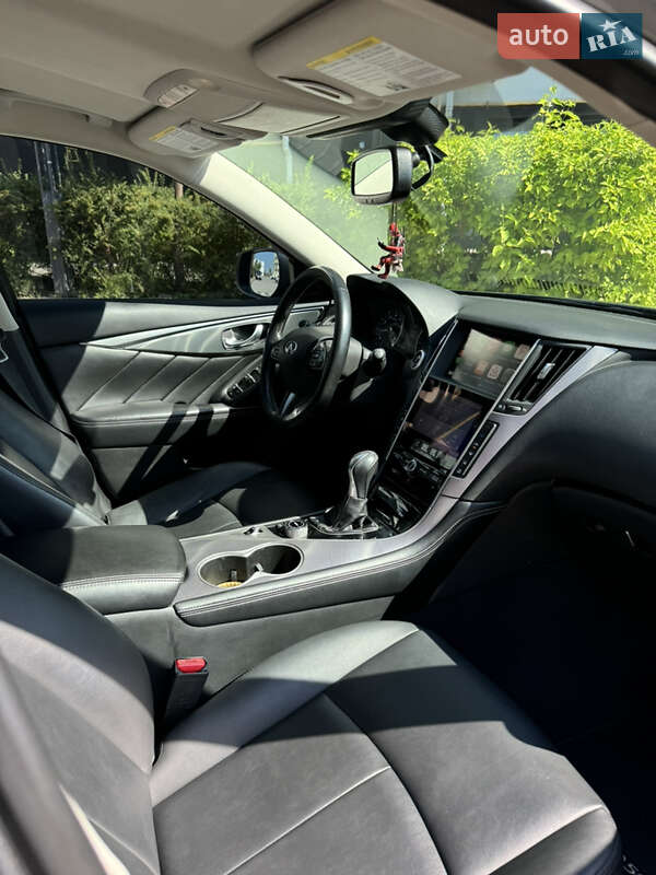 Седан Infiniti Q50 2017 в Києві