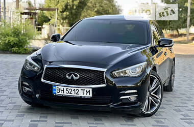 Седан Infiniti Q50 2014 в Одессе