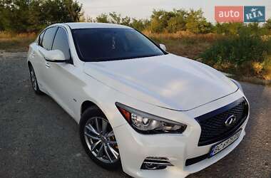 Седан Infiniti Q50 2016 в Городке