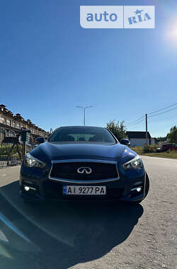 Седан Infiniti Q50 2016 в Киеве