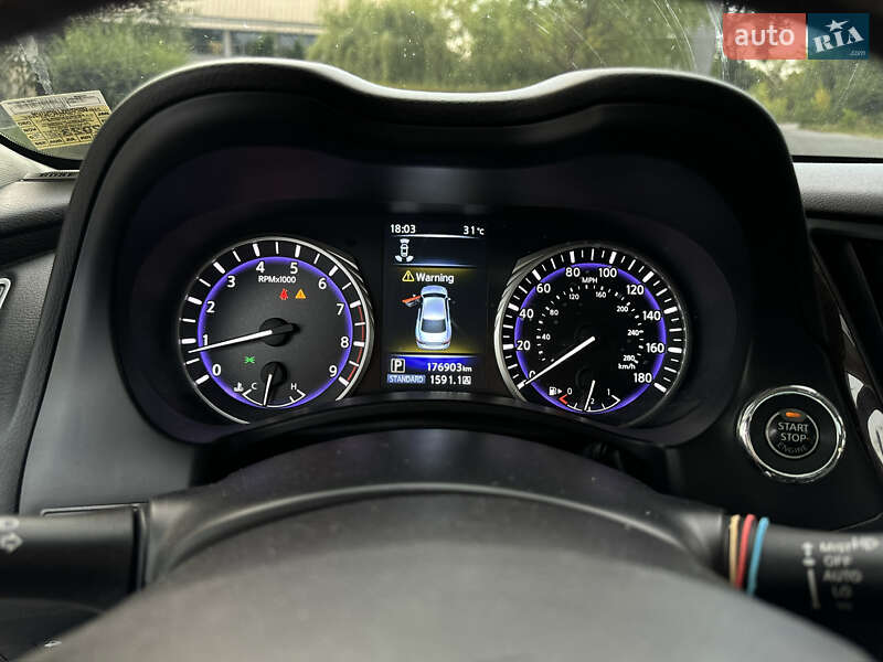 Седан Infiniti Q50 2016 в Києві