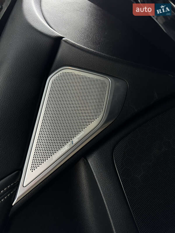 Седан Infiniti Q50 2016 в Києві