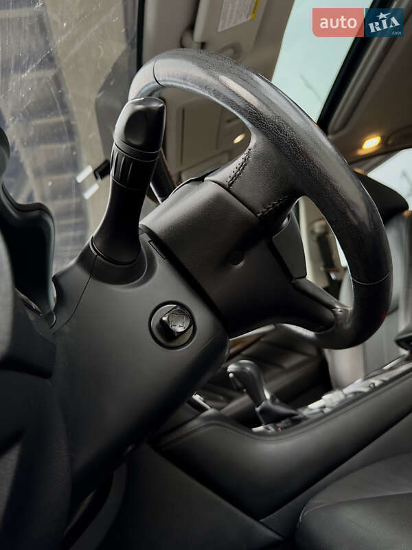 Седан Infiniti Q50 2016 в Києві