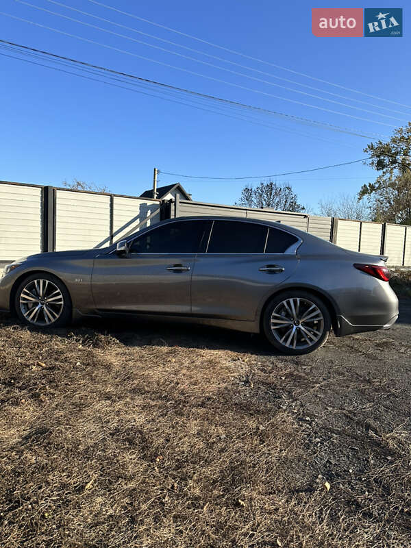 Седан Infiniti Q50 2019 в Нововолинську